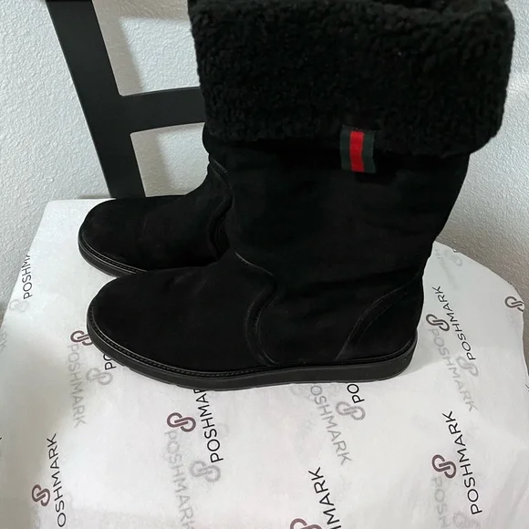 GUCCI SAINT MORITZ PRE-LOVED RARE AUTHENTIC BLK SUEDE LEATHERSHEARLING BOOTS